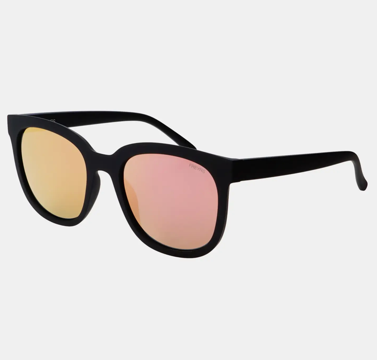Freyrs Sunglasses w/case
