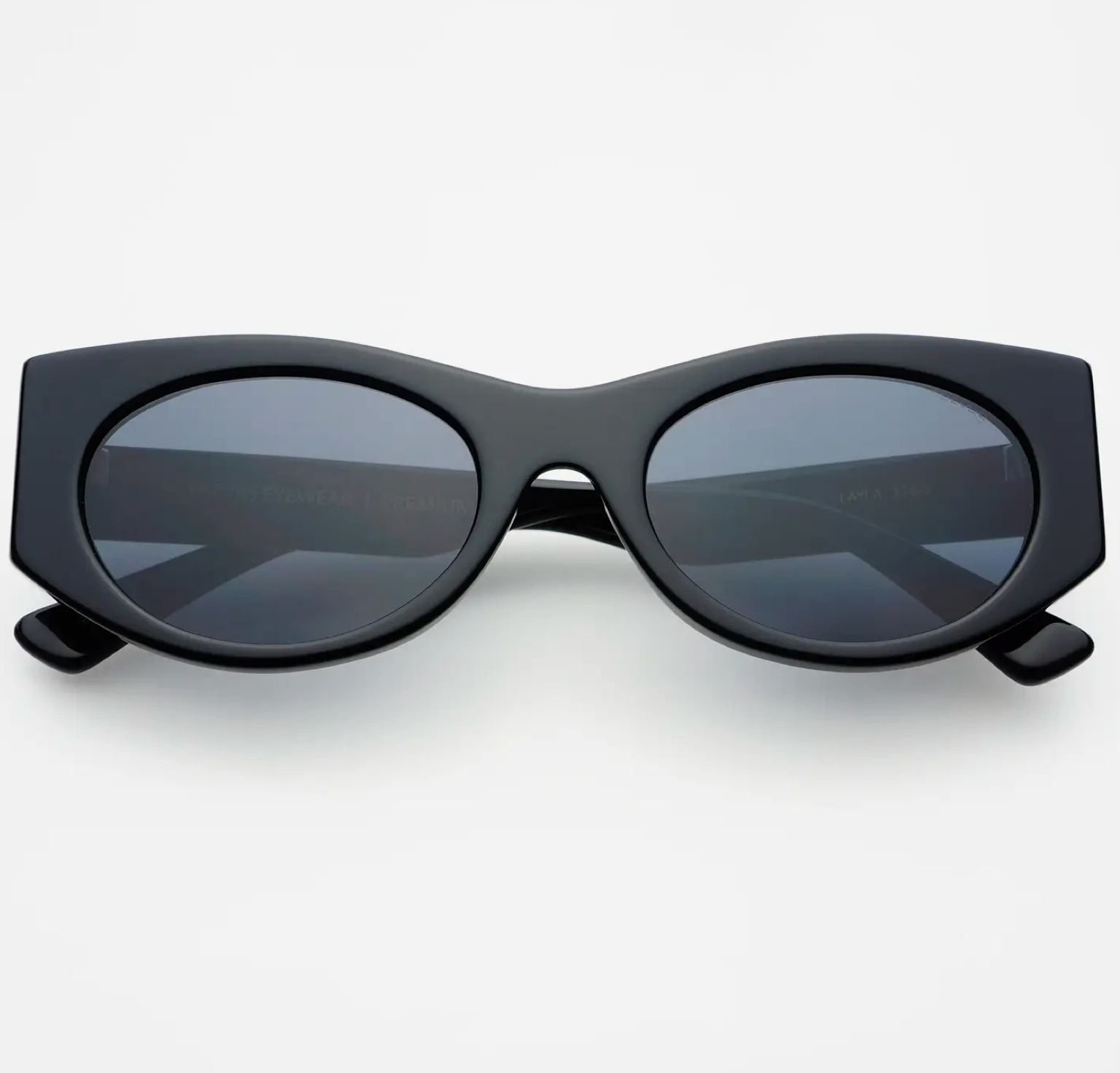 Freyrs Sunglasses w/case