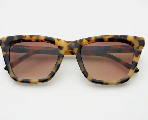 Freyrs Sunglasses w/case