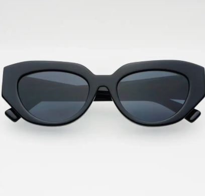 Freyrs Sunglasses w/case